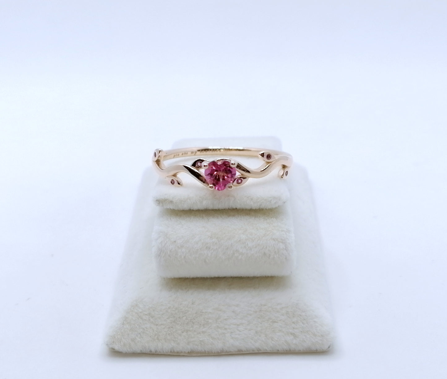 Ring Rosegold 375er mit Spinell Gr. 69