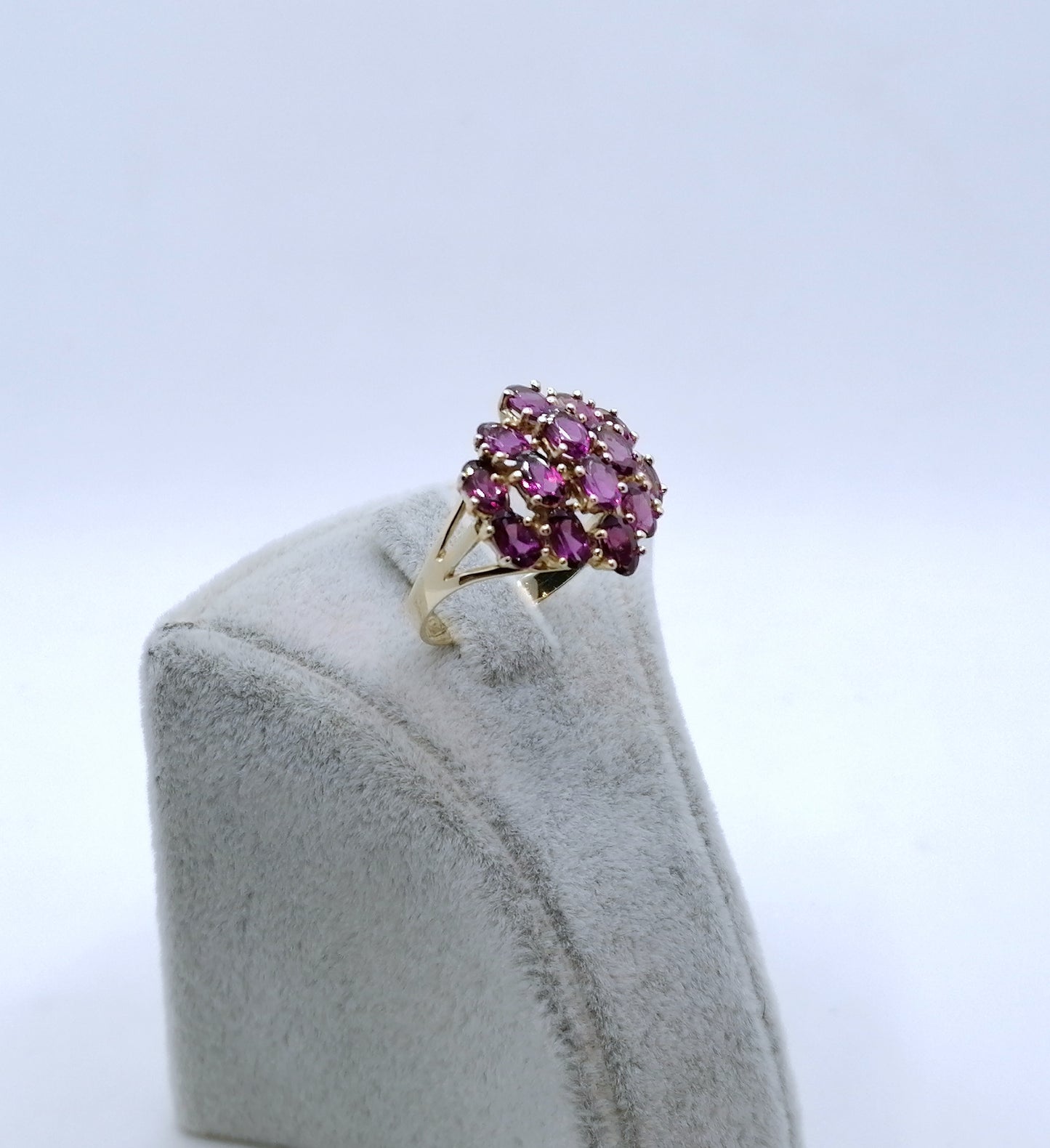 Ring Gold 375er mit Rhodolith Granat Gr. 63