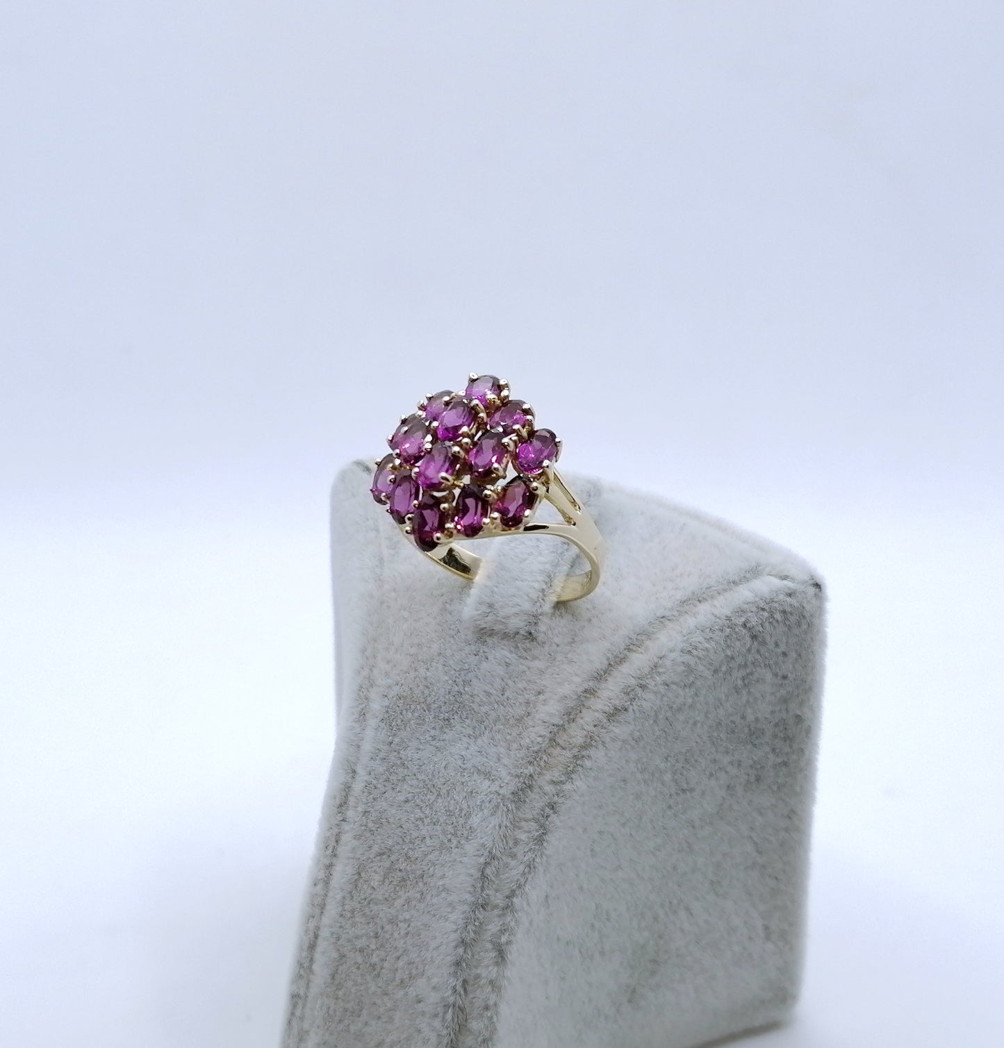 Ring Gold 375er mit Rhodolith Granat Gr. 63