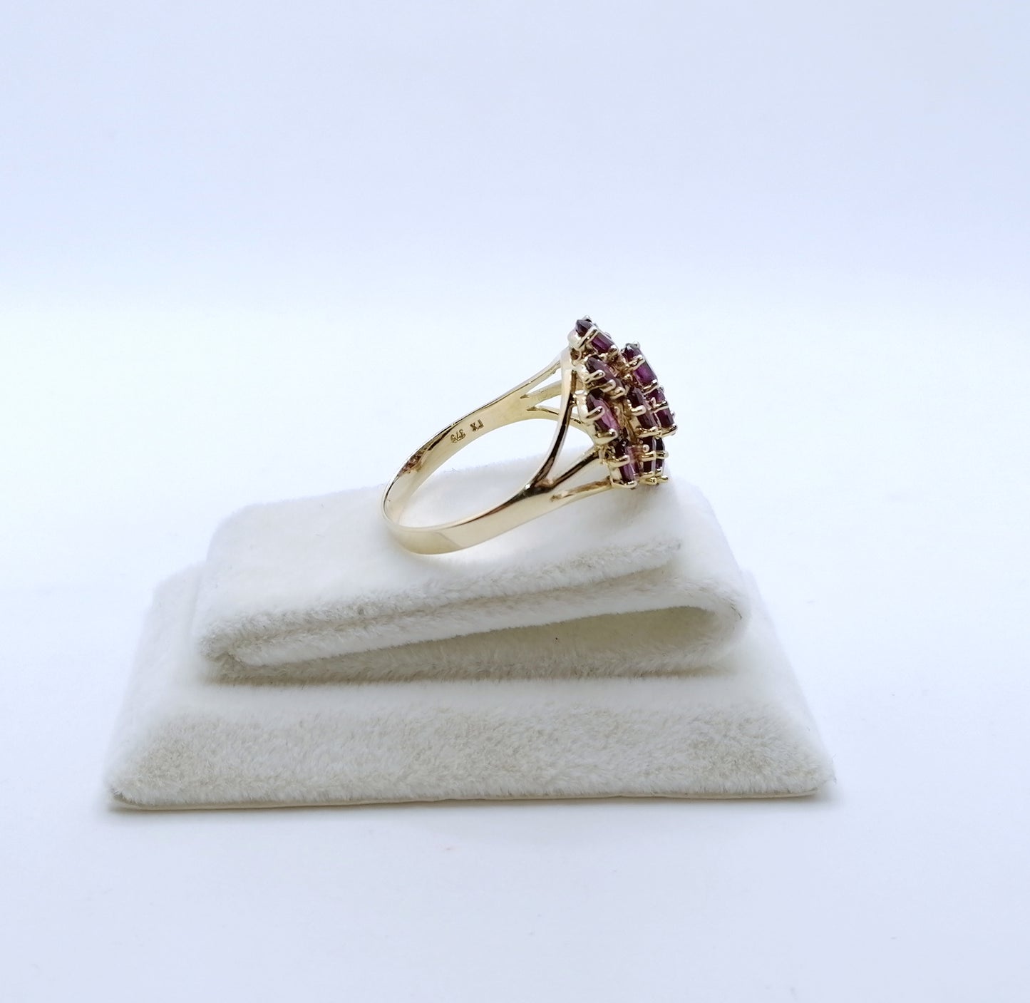 Ring Gold 375er mit Rhodolith Granat Gr. 63