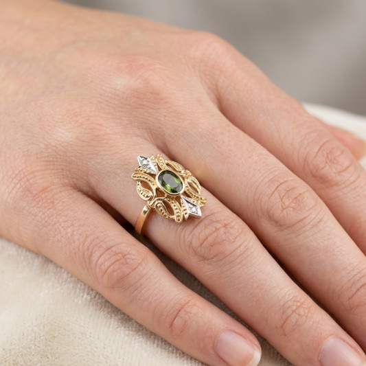 Traumhafter 585er Gelbgold Damenring mit Tourmalin Goldring