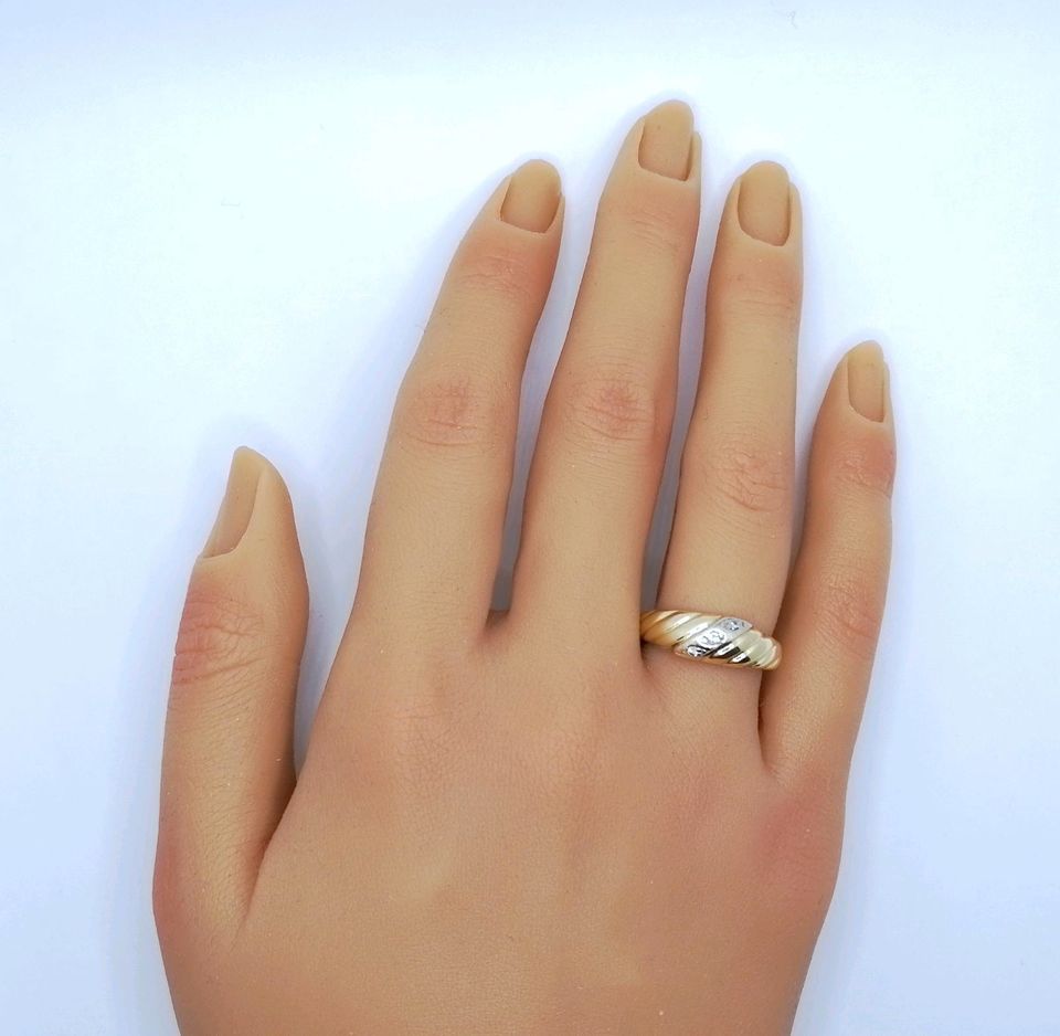 Ring Gold 585er mit Diamantsplitter