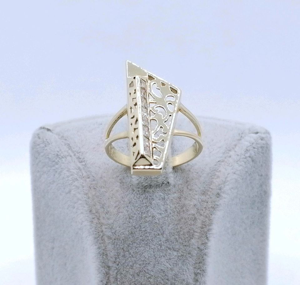 Ring Gold 585er prunkvoll mit Zirkonia Gr. 58