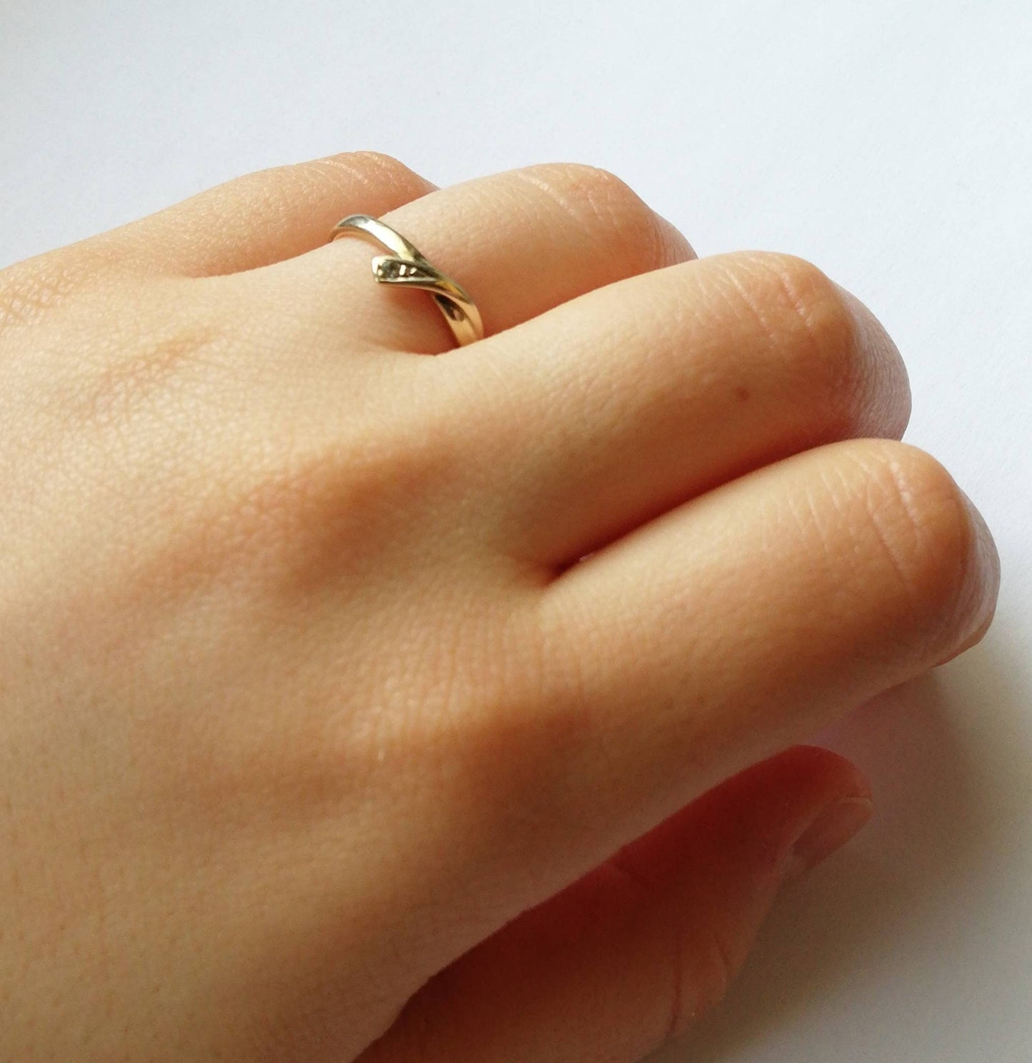 Ring Gold 375er mit Diamant Gr. 57