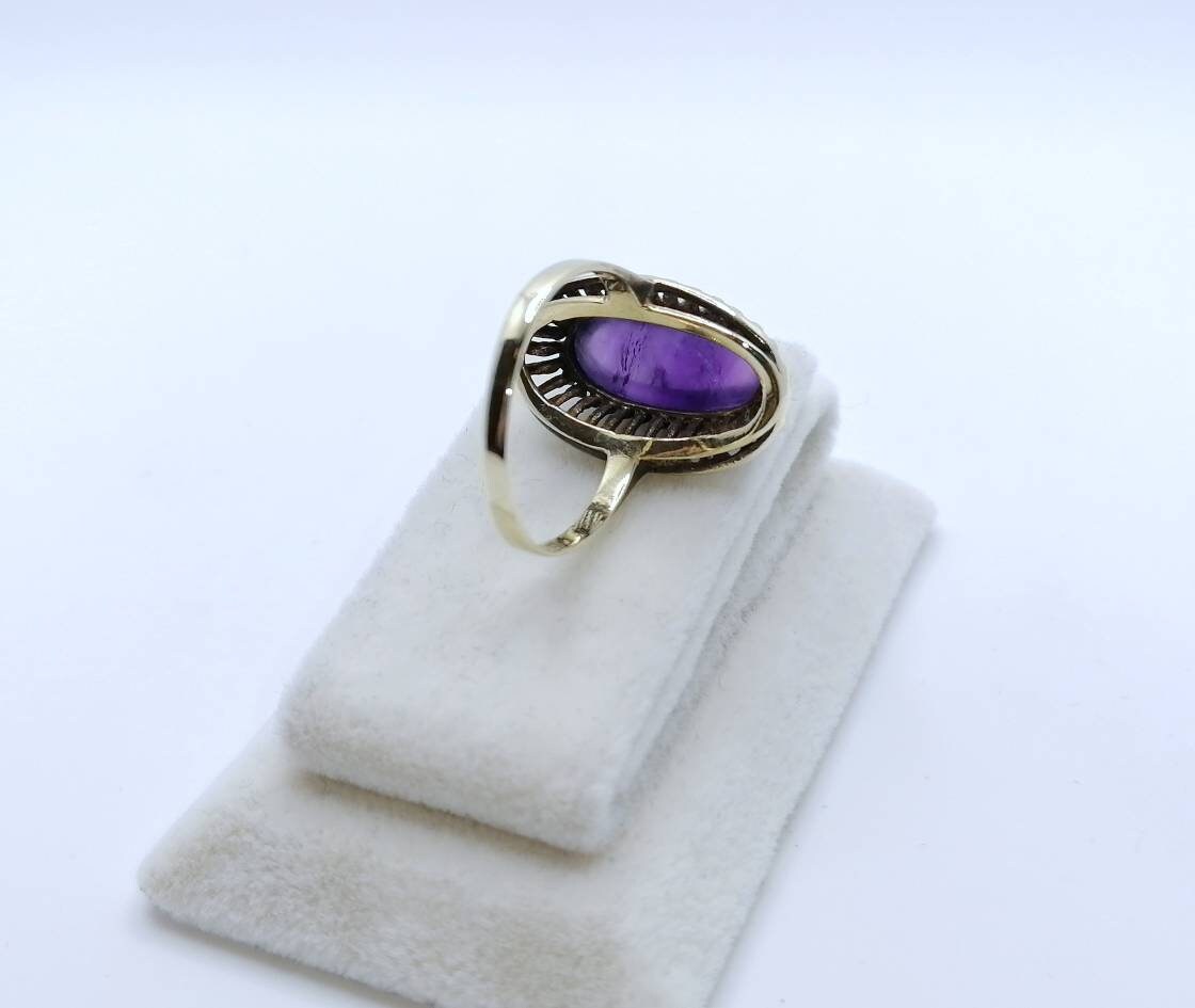Vintage Amethyst Cabochon Goldring