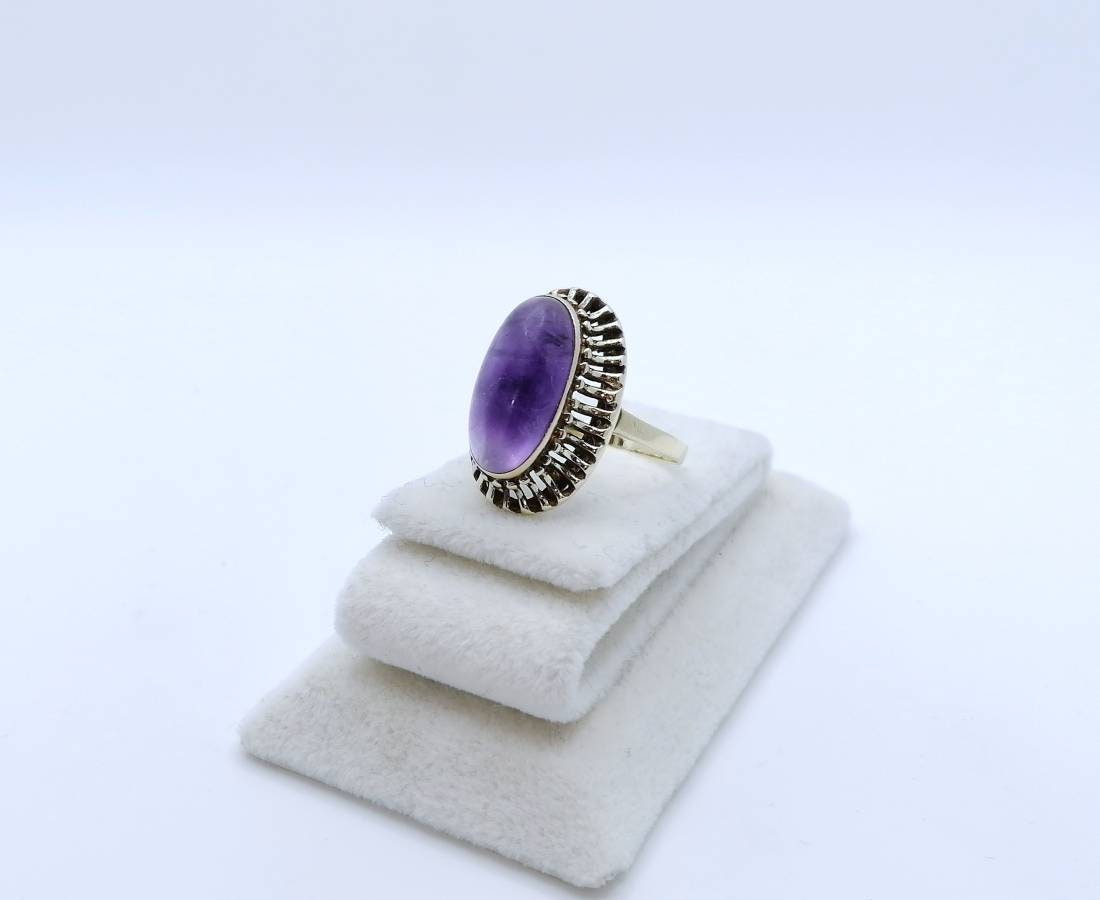 Vintage Amethyst Cabochon Goldring