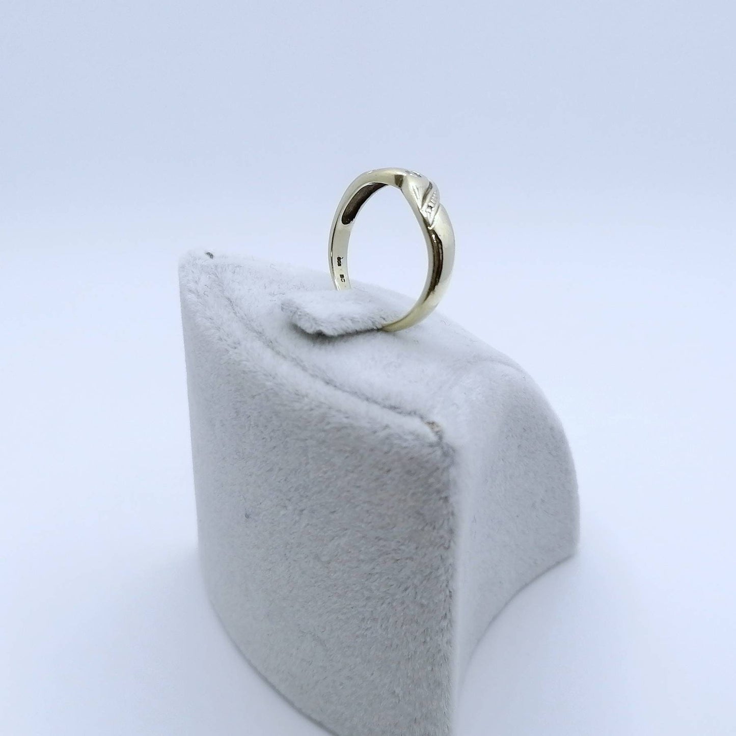 Vintage Ring Gold 585er mit Diamantsplitter