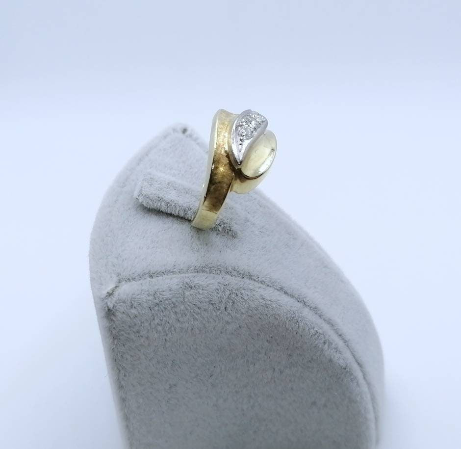 Vintage Goldring 585er mit lupenreinen Brillanten