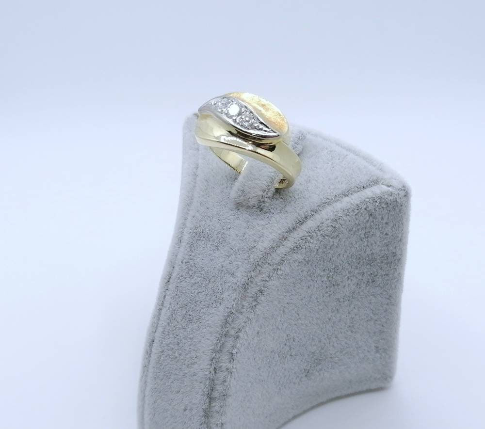 Vintage Goldring 585er mit lupenreinen Brillanten