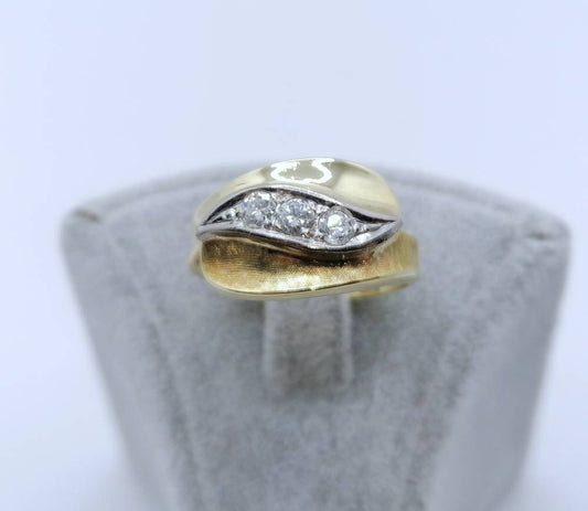 Vintage Goldring 585er mit lupenreinen Brillanten