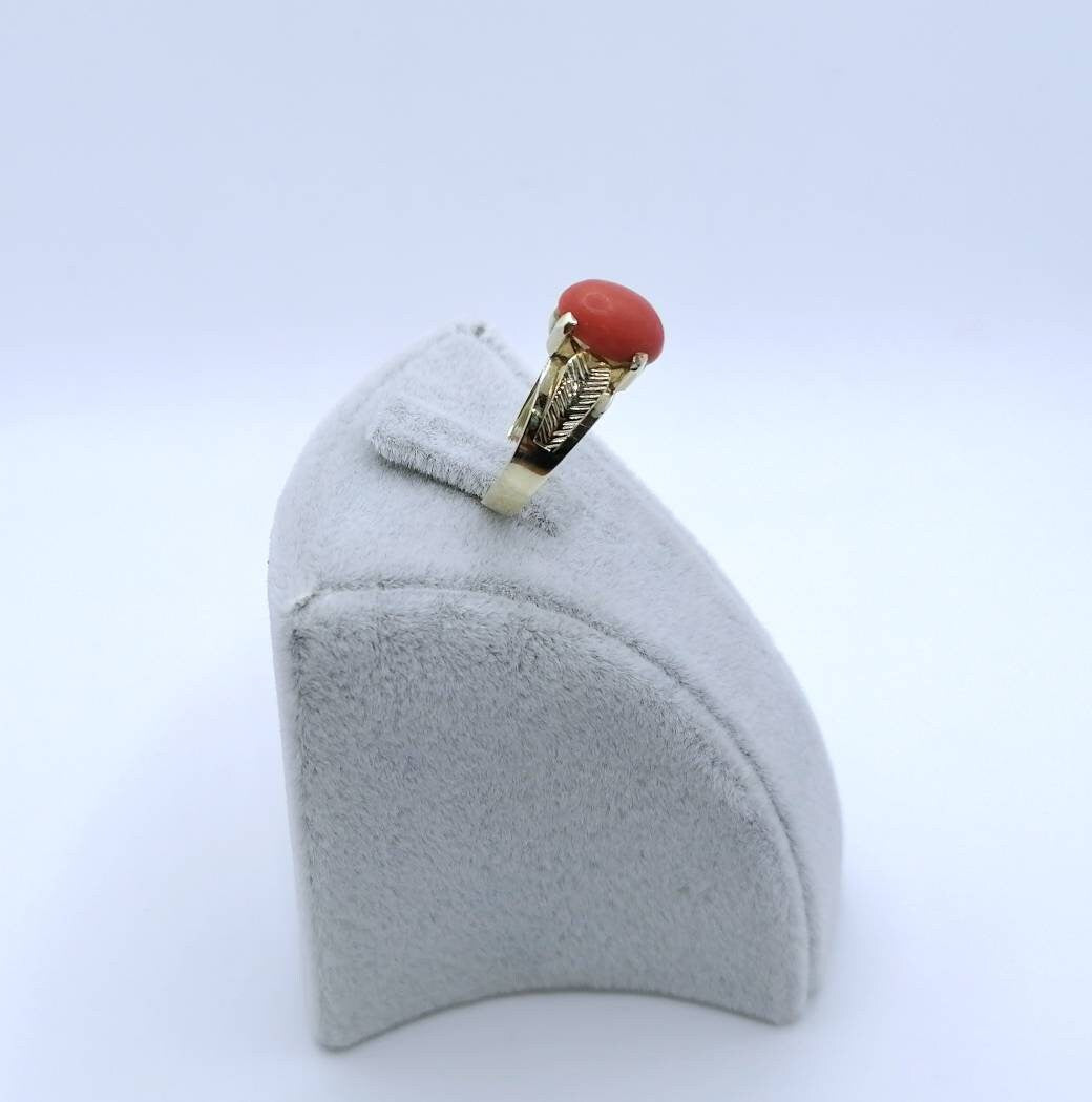 Ring Gold 585er mit Koralle Gr. 57