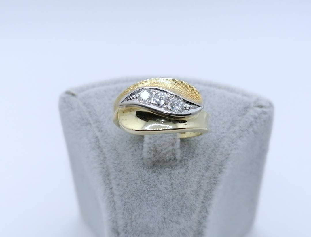 Vintage Goldring 585er mit lupenreinen Brillanten