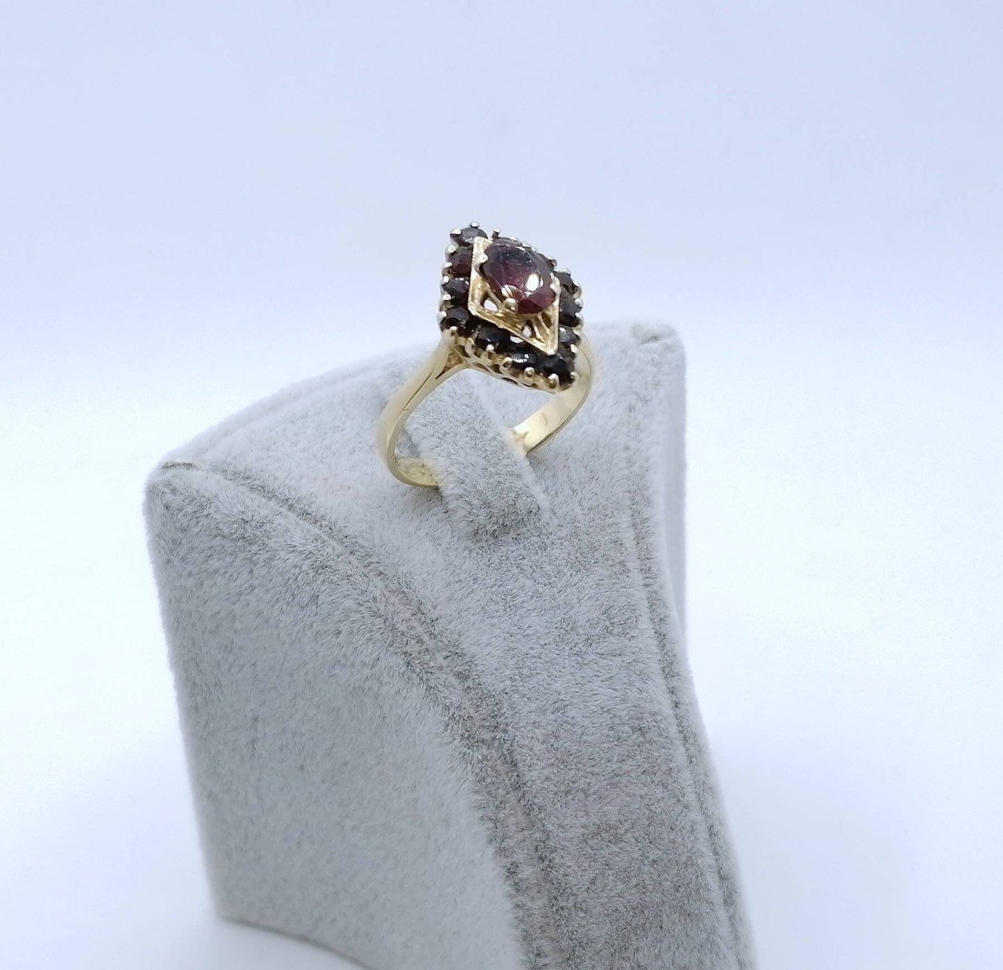 Vintage Granatstein Goldring 585er