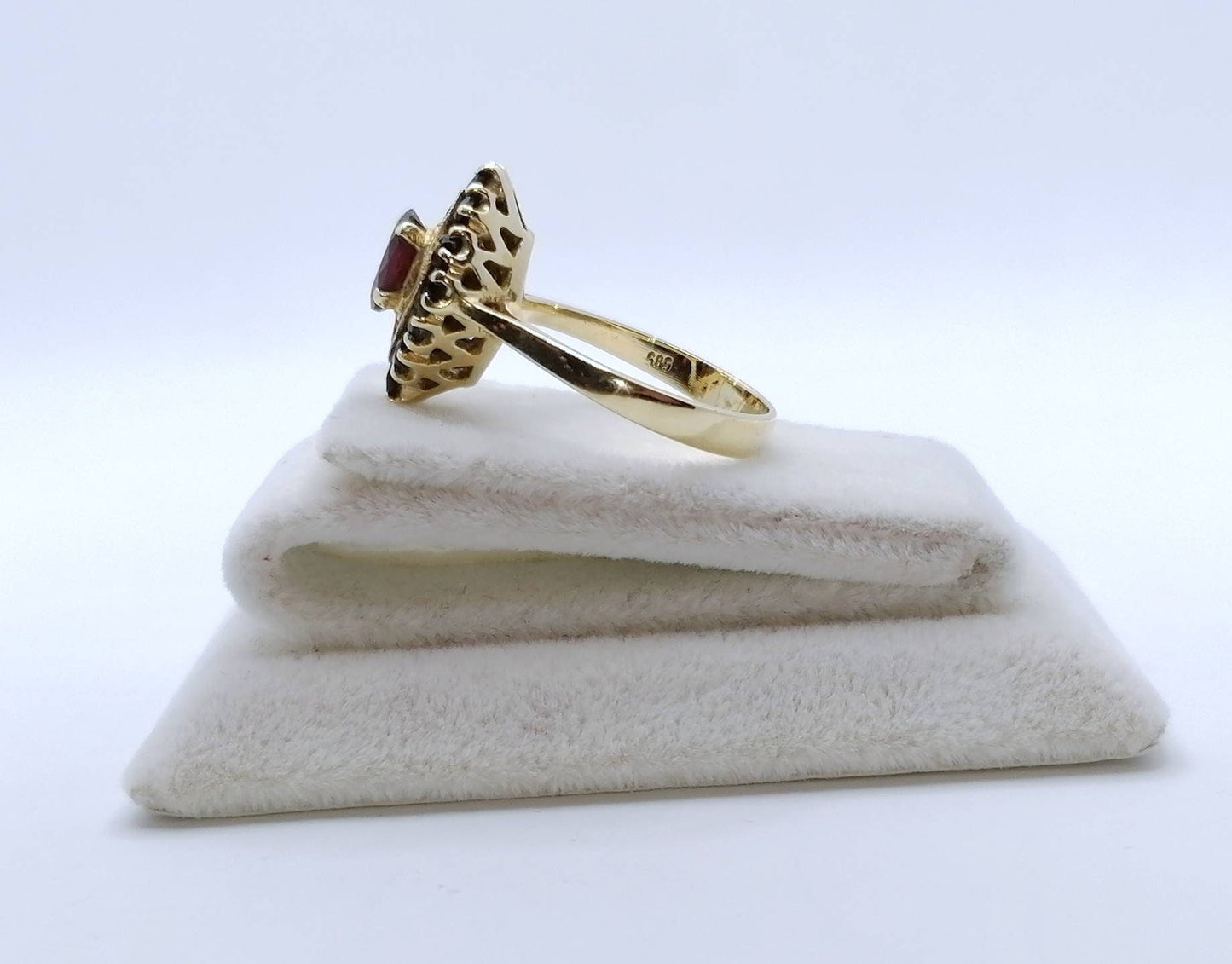 Vintage Granatstein Goldring 585er