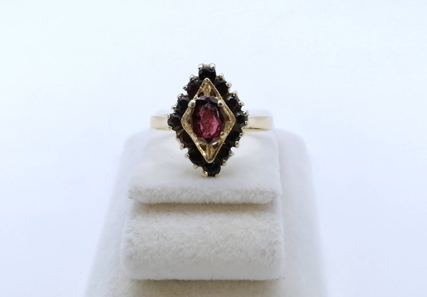 Vintage Granatstein Goldring 585er