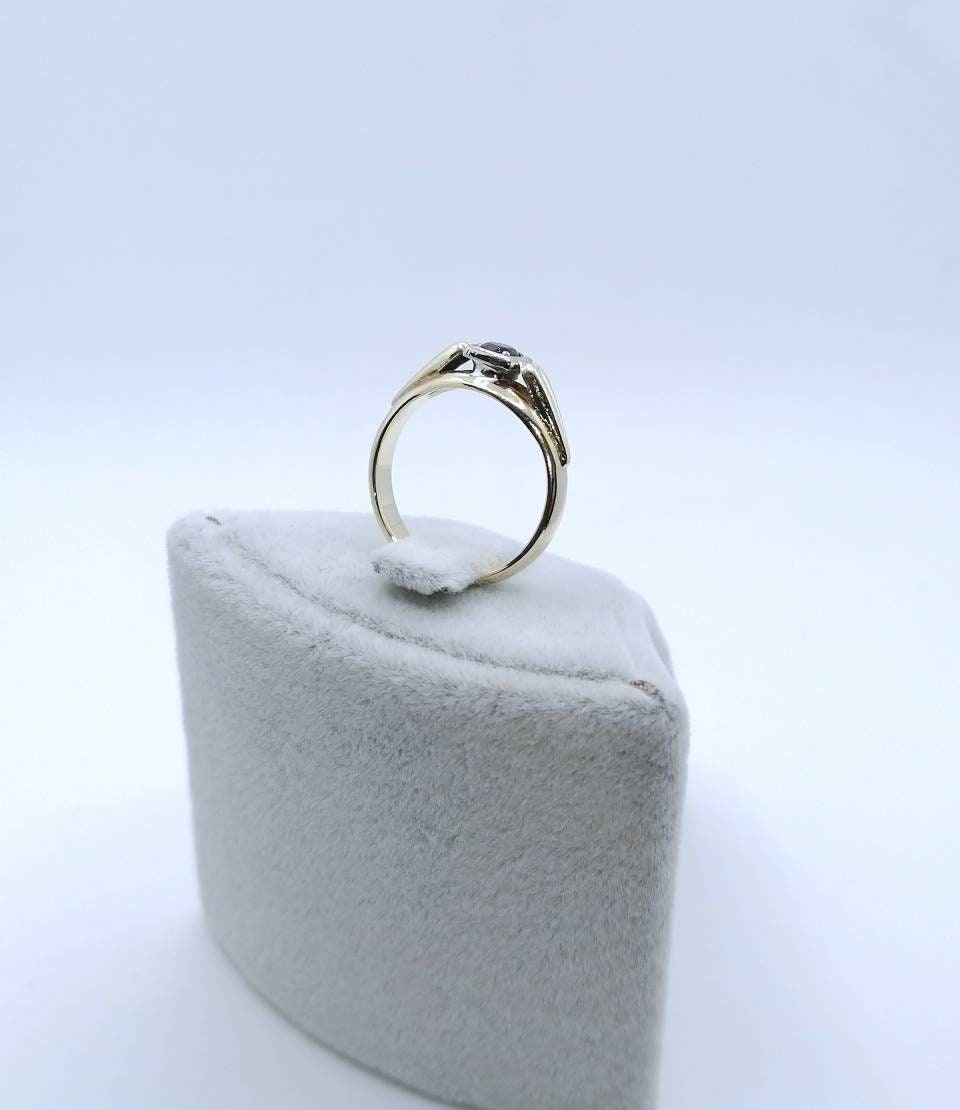 Ring Gold 585er mit Granatstein