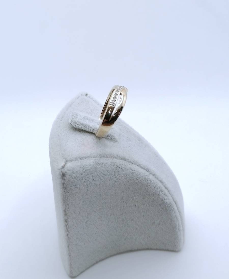Ring Gold 585er mit Diamantsplitter