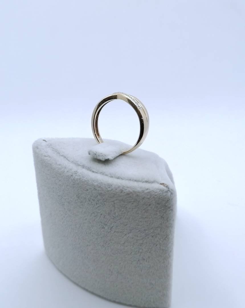 Ring Gold 585er mit Diamantsplitter