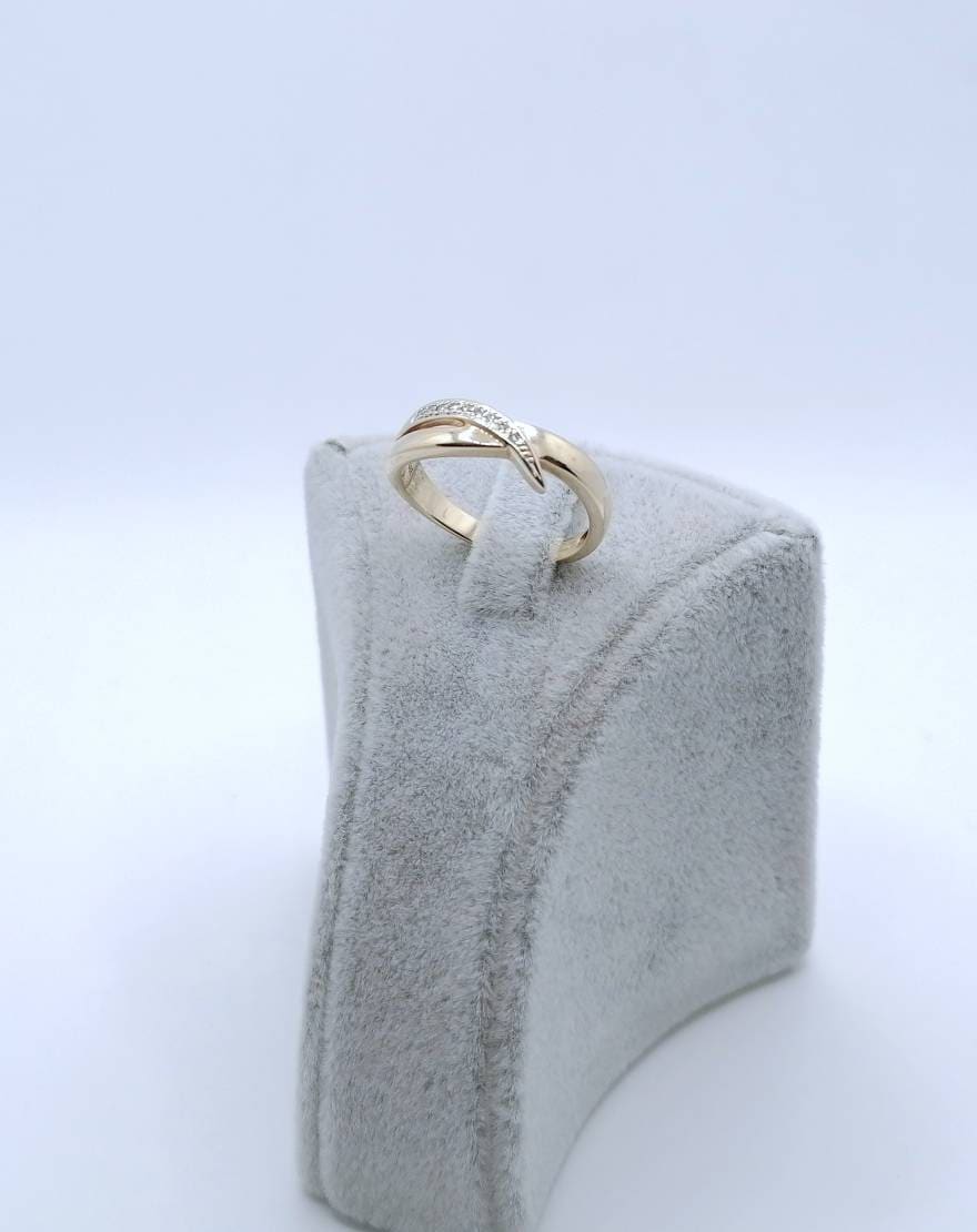 Ring Gold 585er mit Diamantsplitter