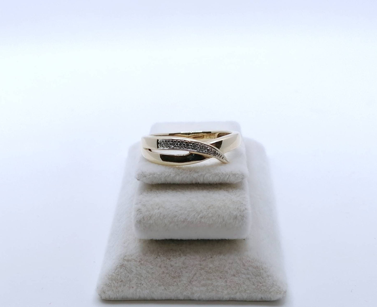 Ring Gold 585er mit Diamantsplitter