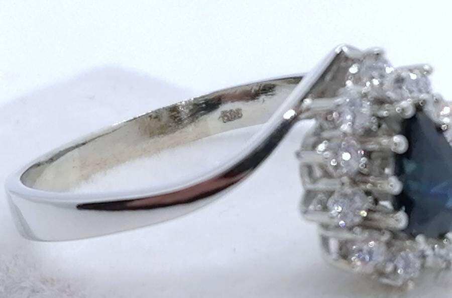 Ring Weißgold mit Saphir und Brillanten Gr. 63
