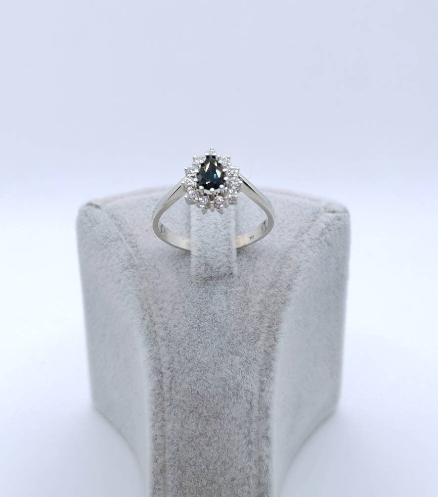 Ring Weißgold mit Saphir und Brillanten Gr. 63