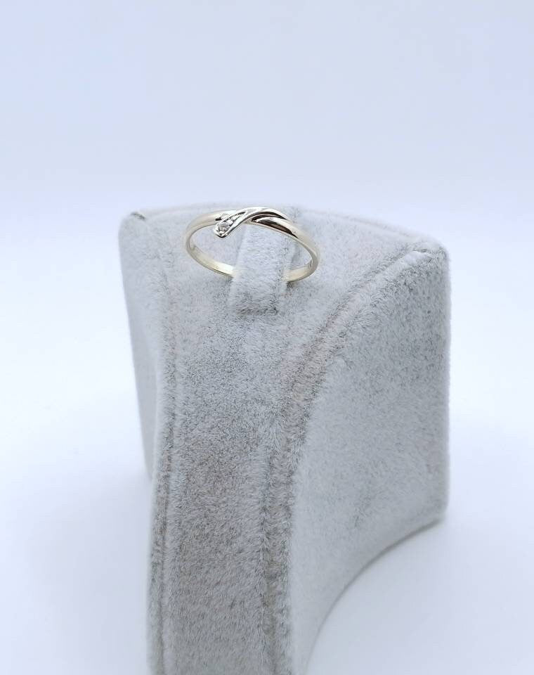 Ring Gold 375er mit Diamant Gr. 57