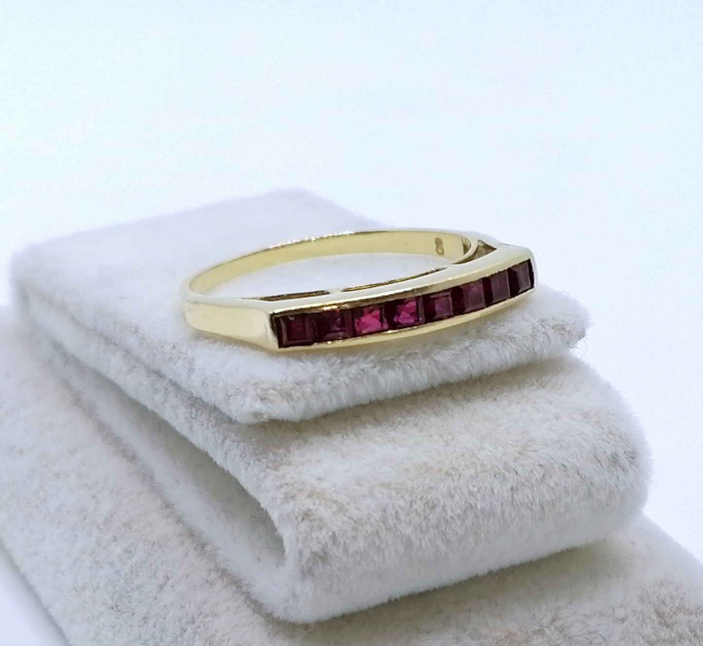 Ring Gold 750er mit Rubin Baguette