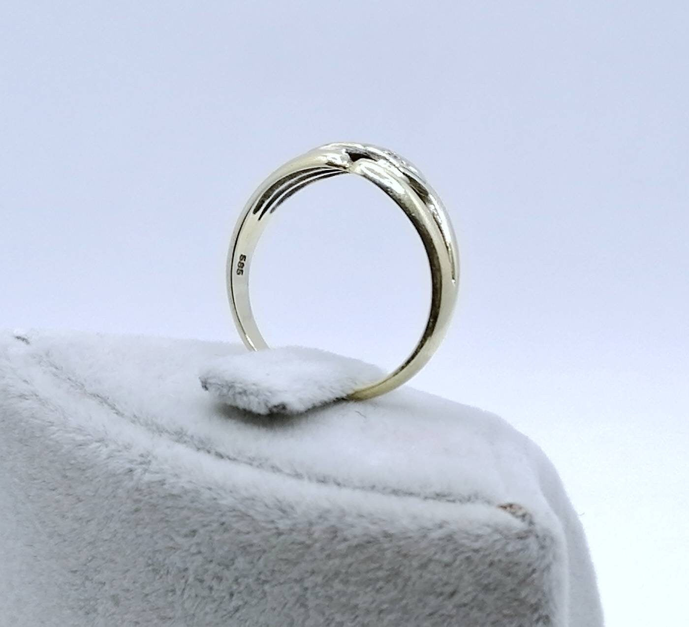 Ring Gold 585er mit Diamanten Gr. 57
