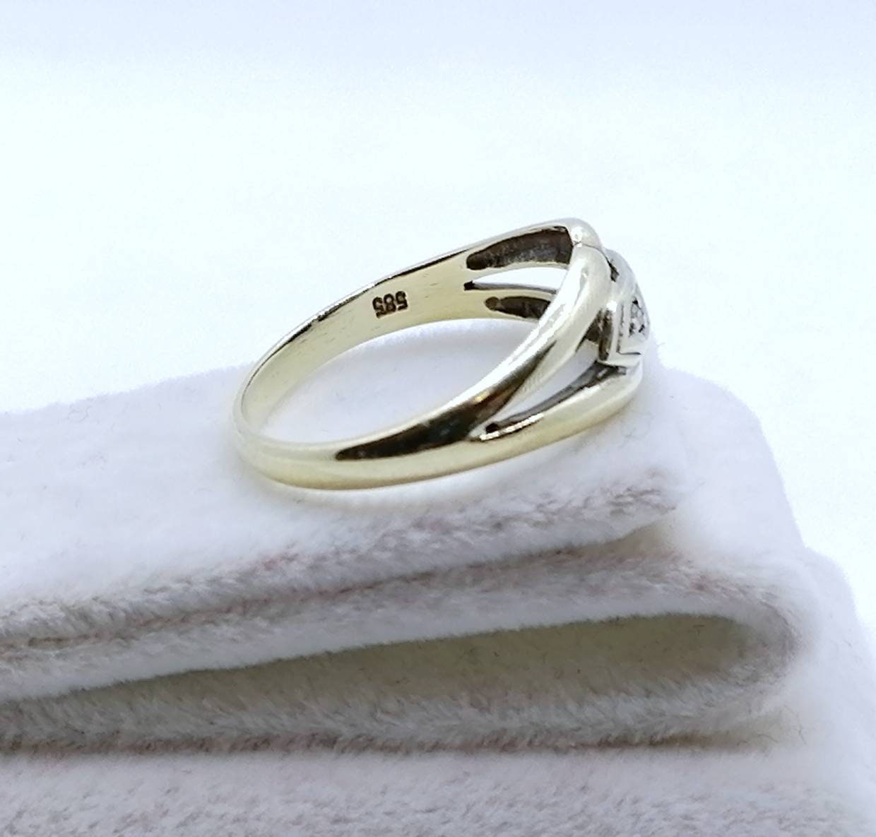 Ring Gold 585er mit Diamanten Gr. 57