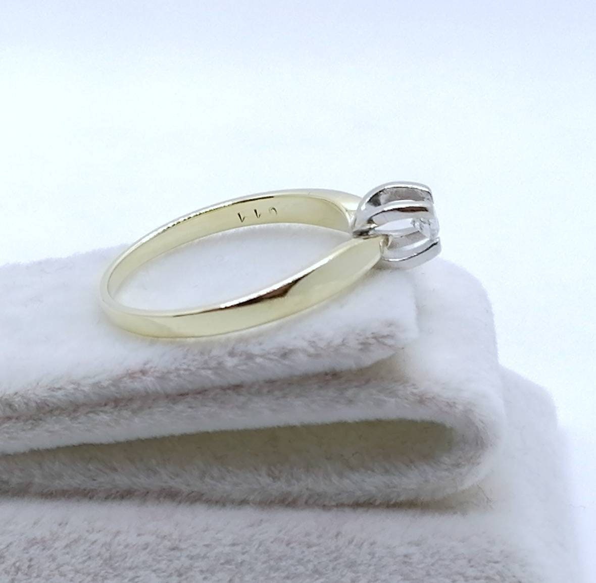 Solitär Goldring 585er mit 0,11ct Brillant