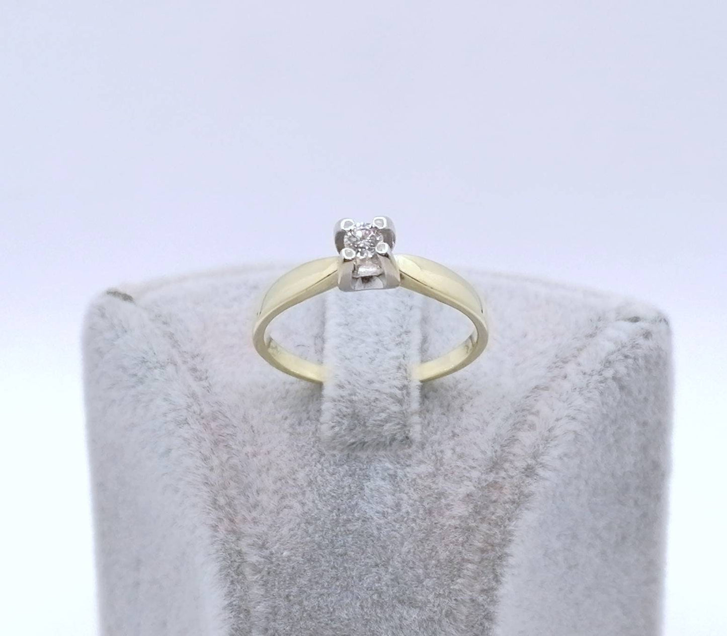 Solitär Goldring 585er mit 0,11ct Brillant