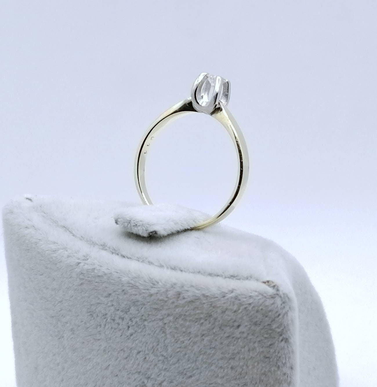 Solitär Goldring 585er mit 0,11ct Brillant
