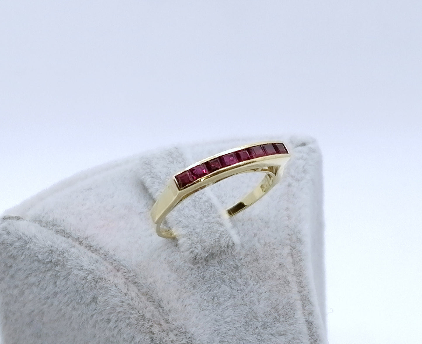 Ring Gold 750er mit Rubin Baguette