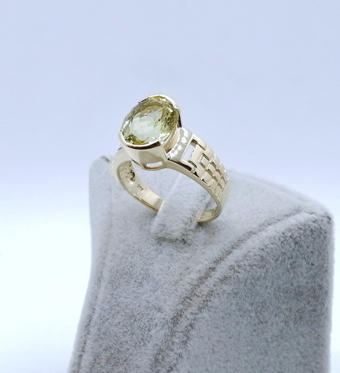 Ring Gold 375er mit Amethyst Gr. 63
