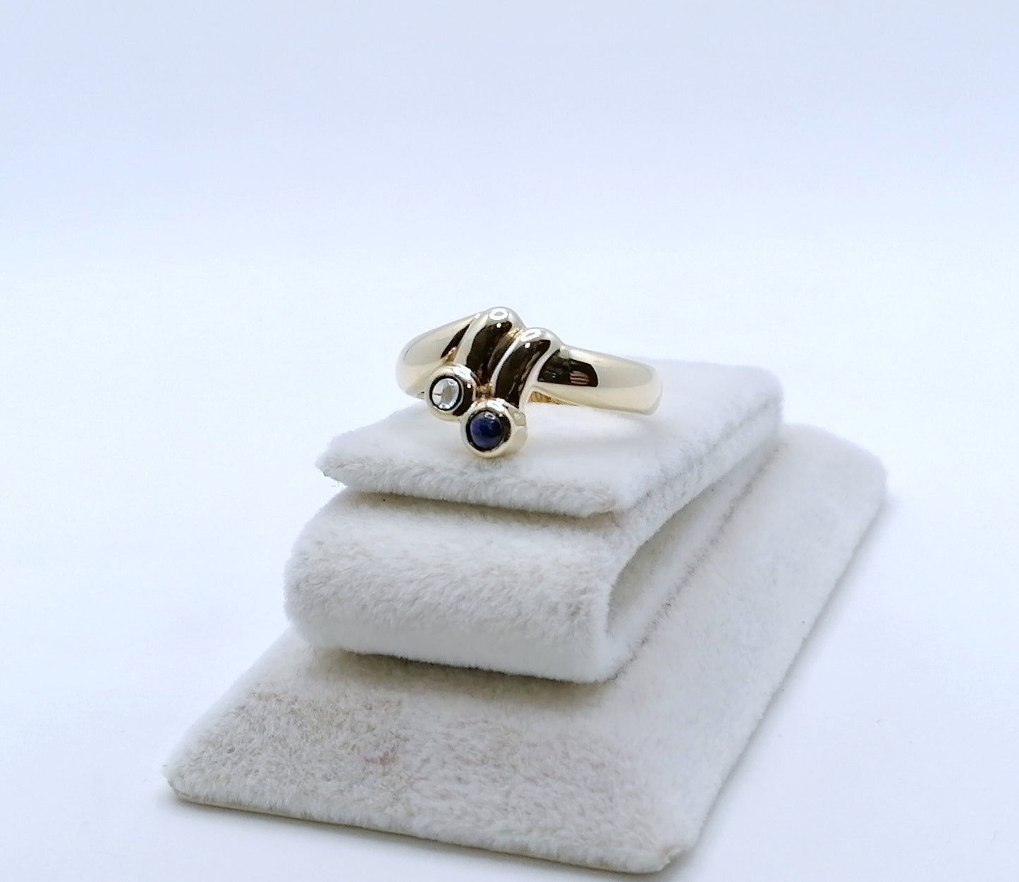 Ring Gold 333er mit Saphir Cabochon Gr. 52