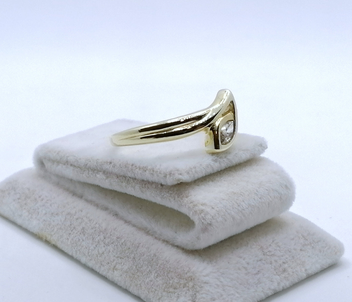 Ring Gold 333er mit Zirkonia Damenring