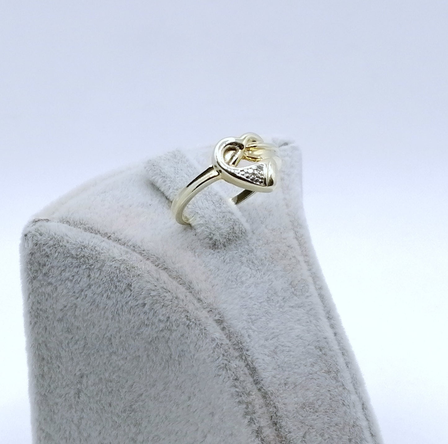 Ring Gold 333er mit Diamantsplitter Herzförmig Gr. 50