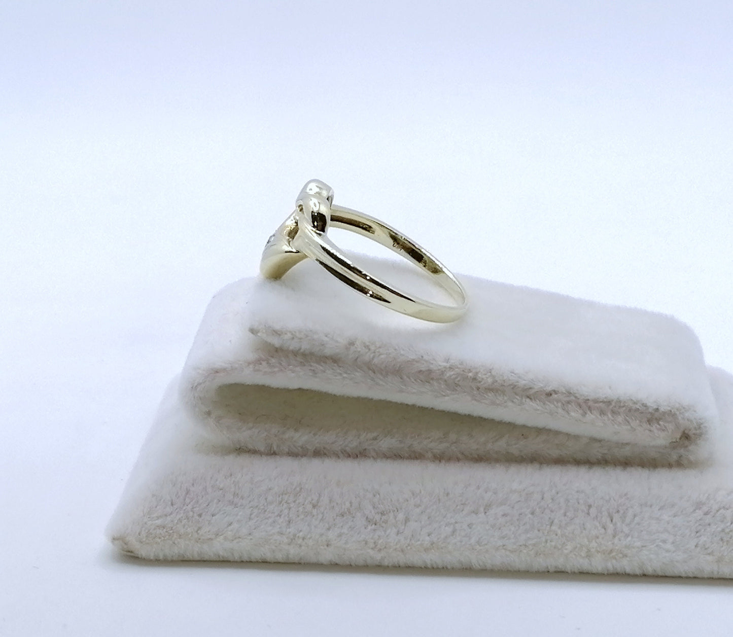 Ring Gold 333er mit Diamantsplitter Herzförmig Gr. 50