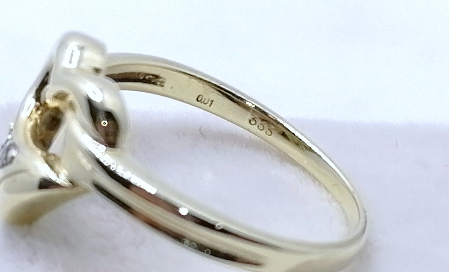 Ring Gold 333er mit Diamantsplitter Herzförmig Gr. 50