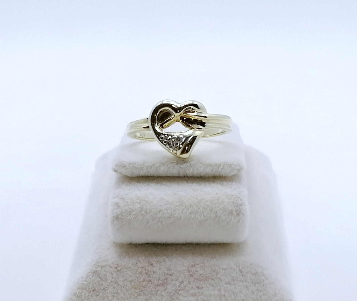 Ring Gold 333er mit Diamantsplitter Herzförmig Gr. 50