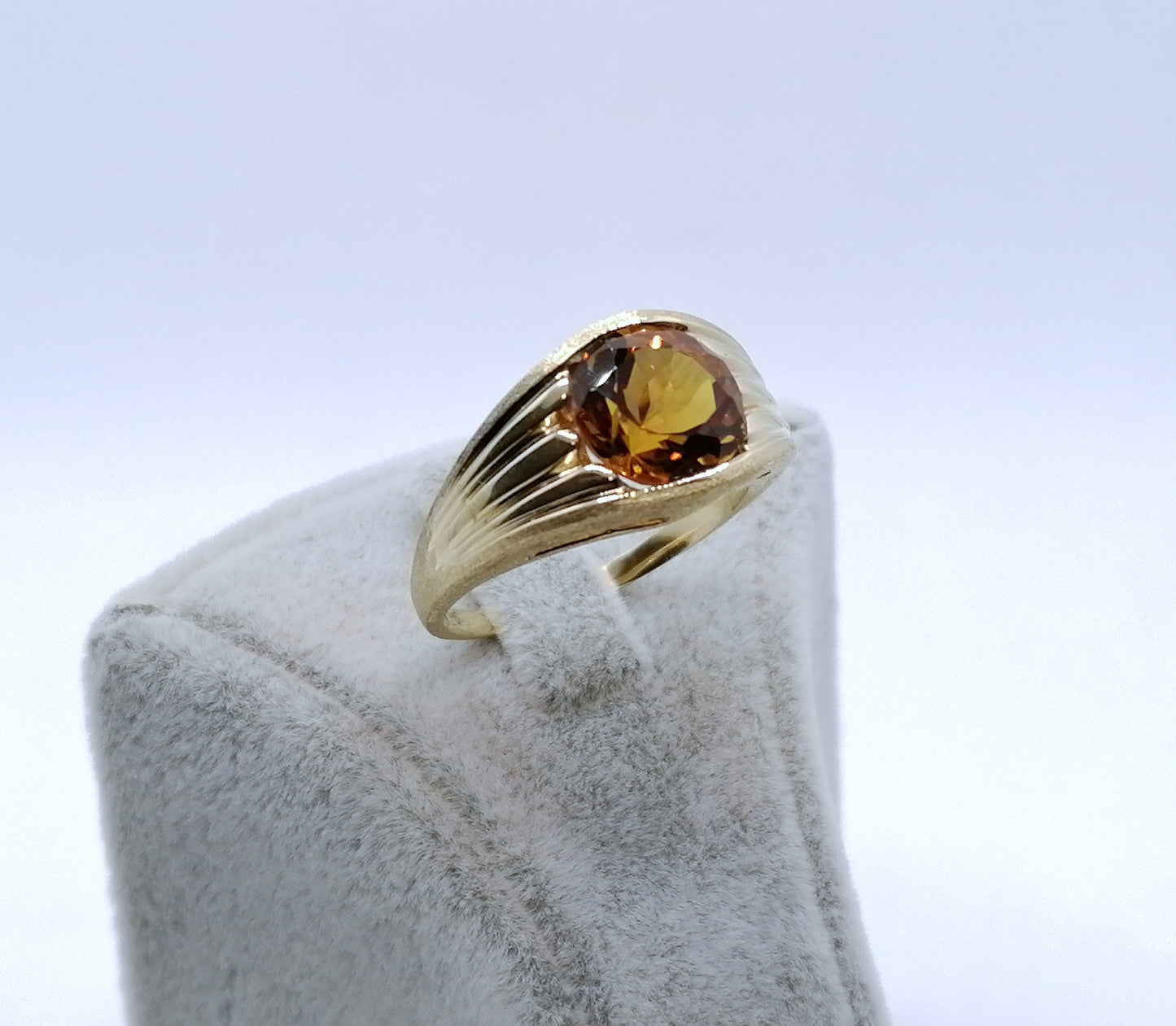 Ring Gold 375er mit Citrin Gr. 64