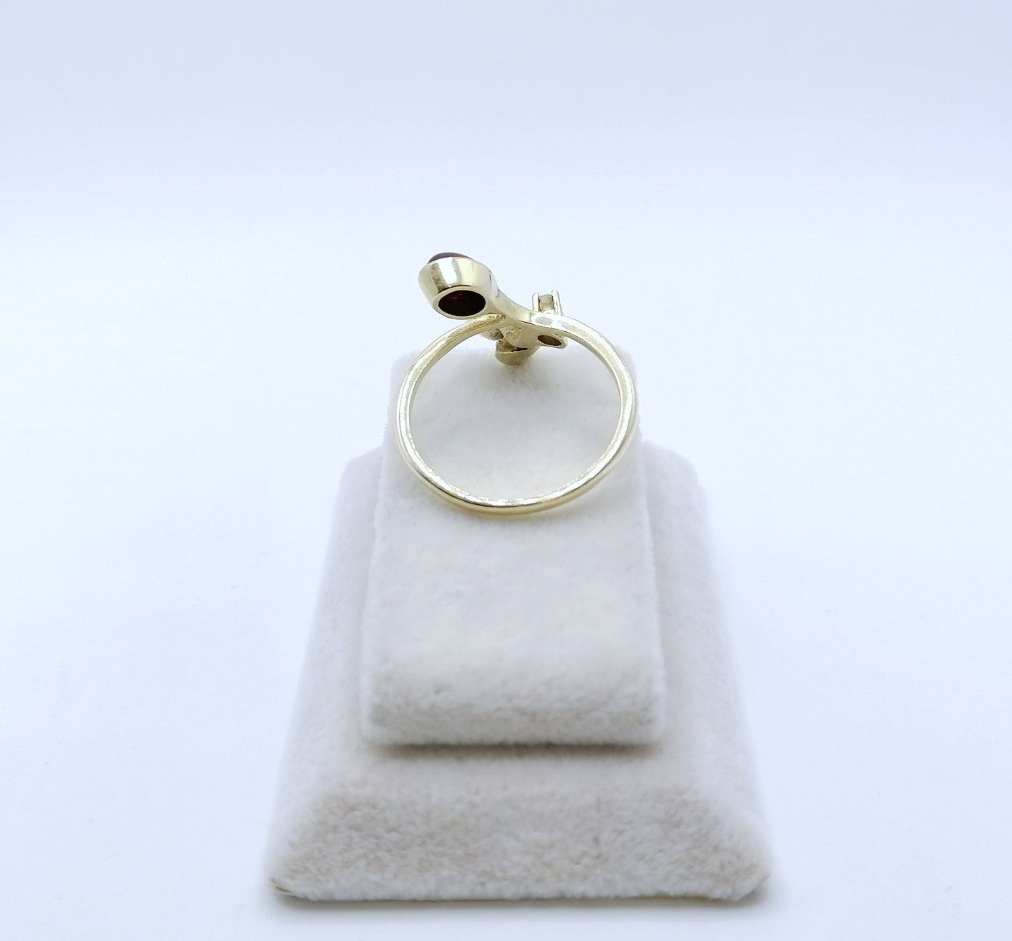 Ring Gold Tourmalin Cabochon und Brillanten Gr. 57
