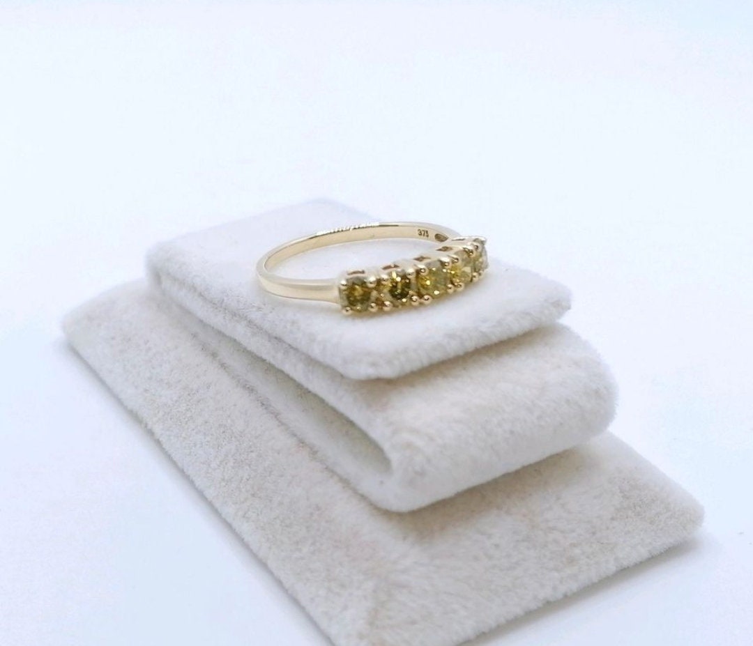 Ring Gold 375er mit Champagner Brillanten