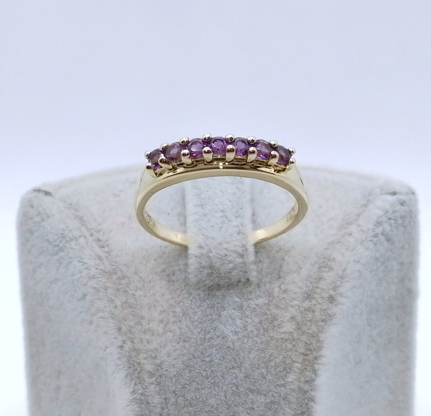 Ring Gold 375er mit Amethysten