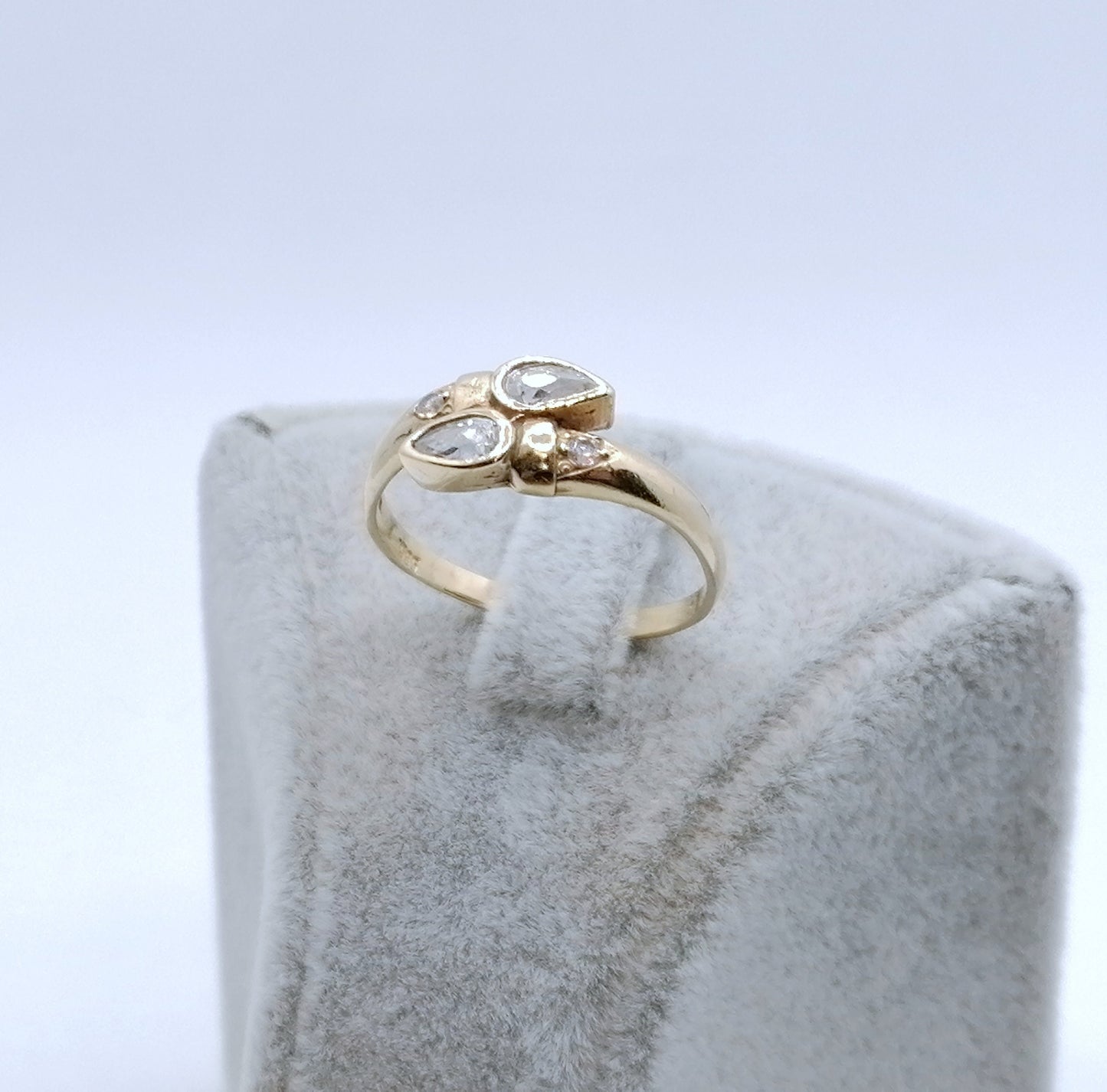 Ring Gold 585er vintage mit Zirkonia Gr. 60