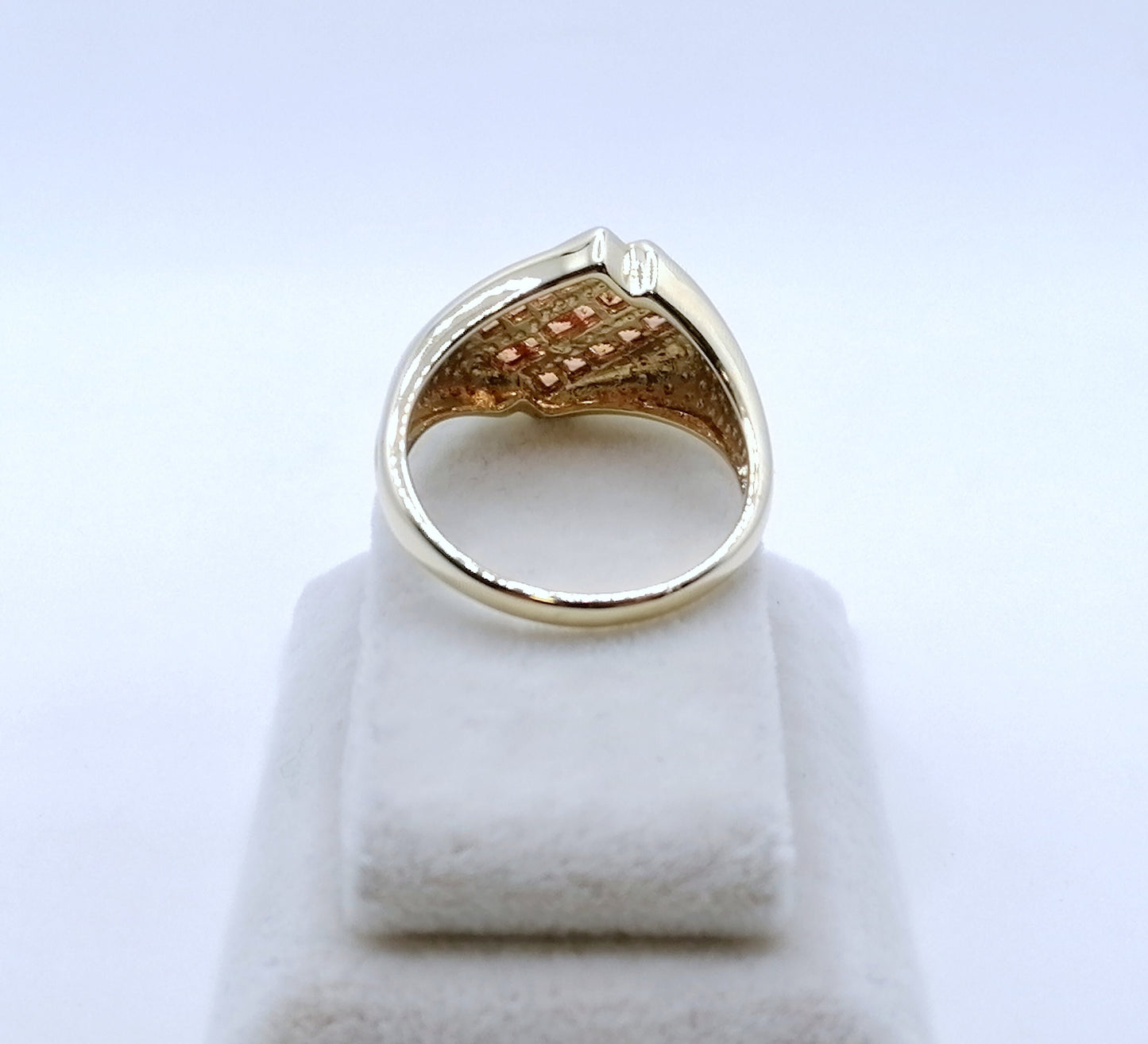 Ring Gold 375er mit Champagner Saphiren