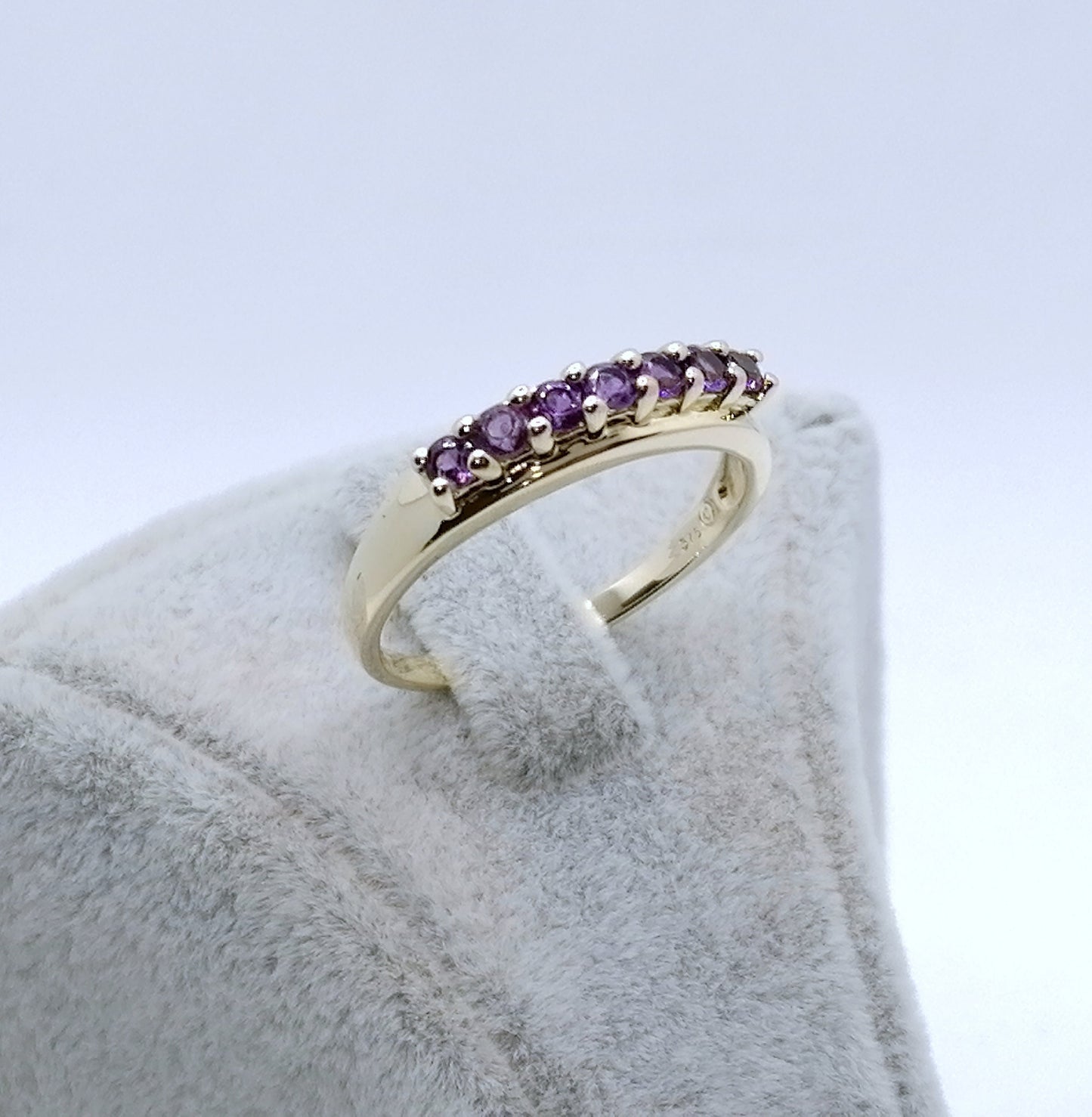 Ring Gold 375er mit Amethysten