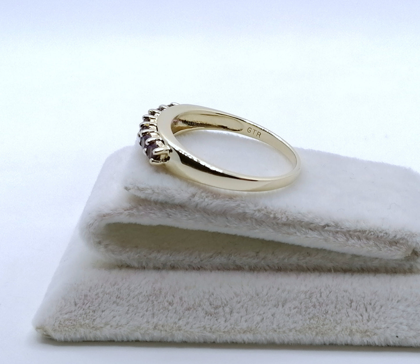 Ring Gold 375er mit Amethysten