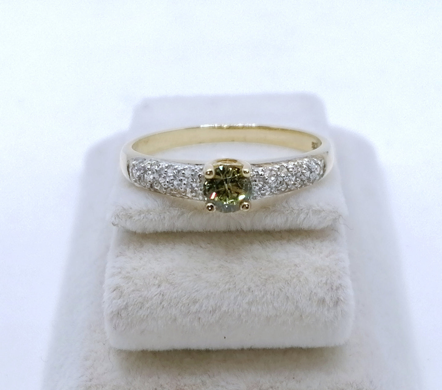 Ring Gold 375er mit Grünem Amethyst Prasiolith Gr. 60